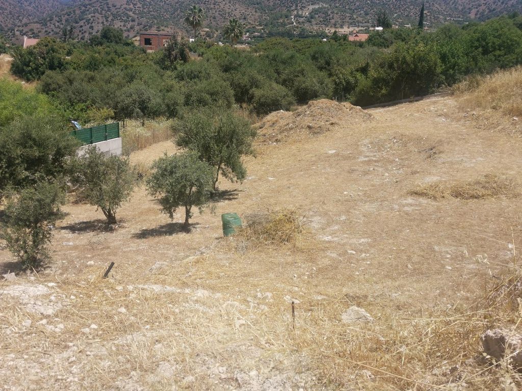 Property photo 1 of 3