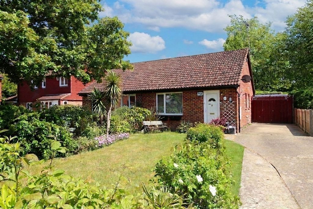Property photo 1 of 11