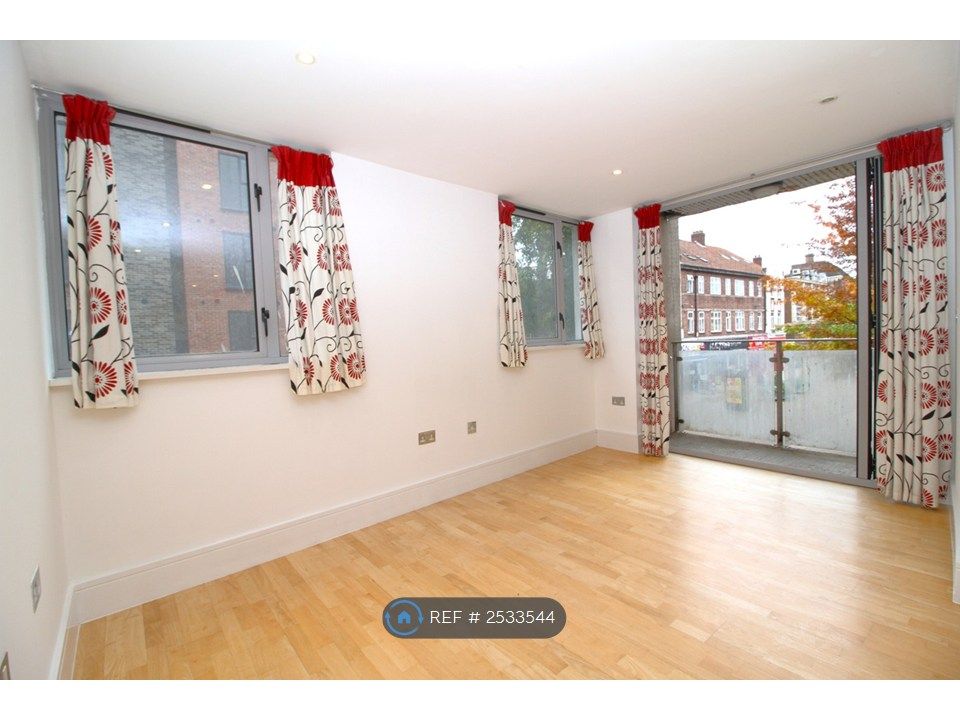 Property photo 3 of 23