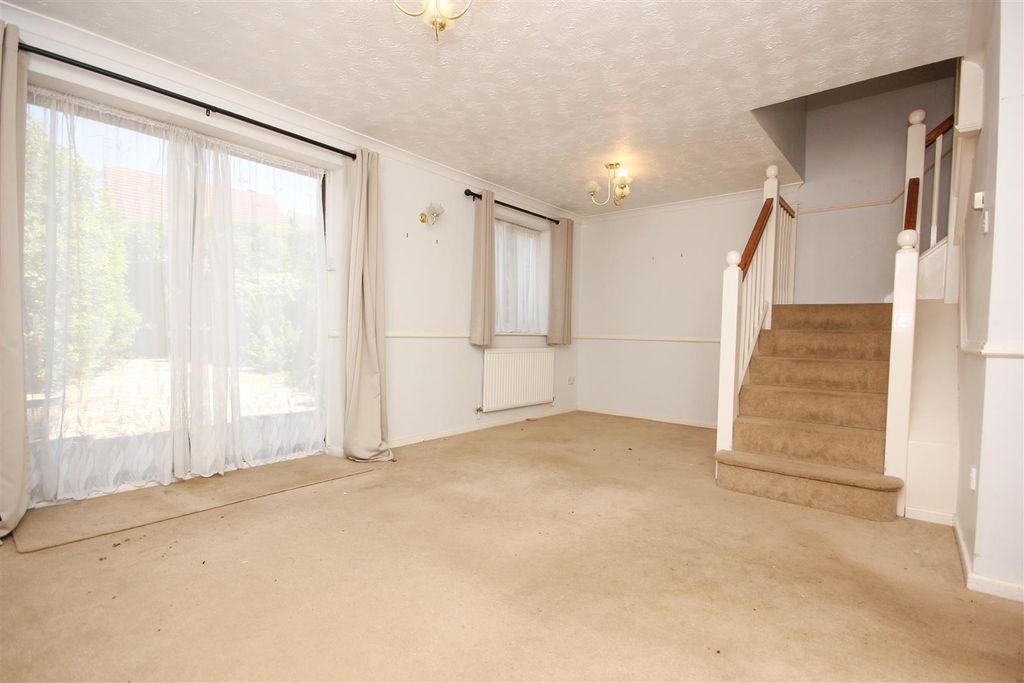 Property photo 3 of 13 Img_2333.Jpg