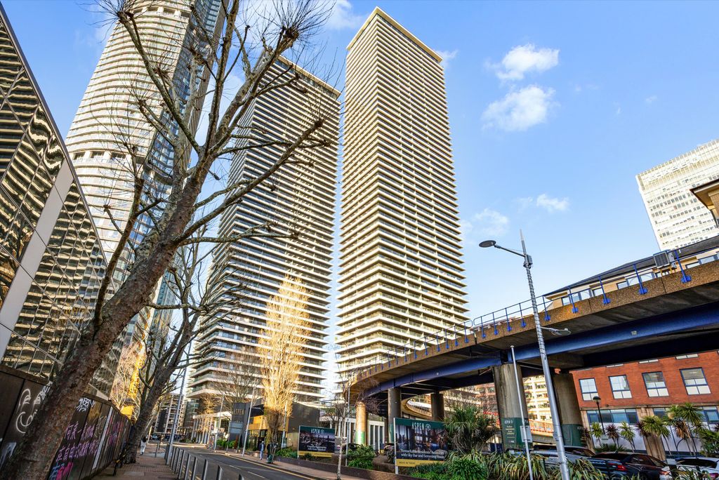 Property photo 2 of 3 Image