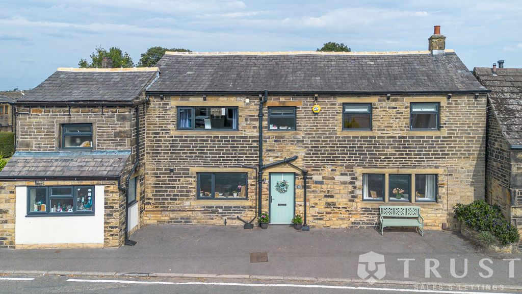 Property photo 1 of 63