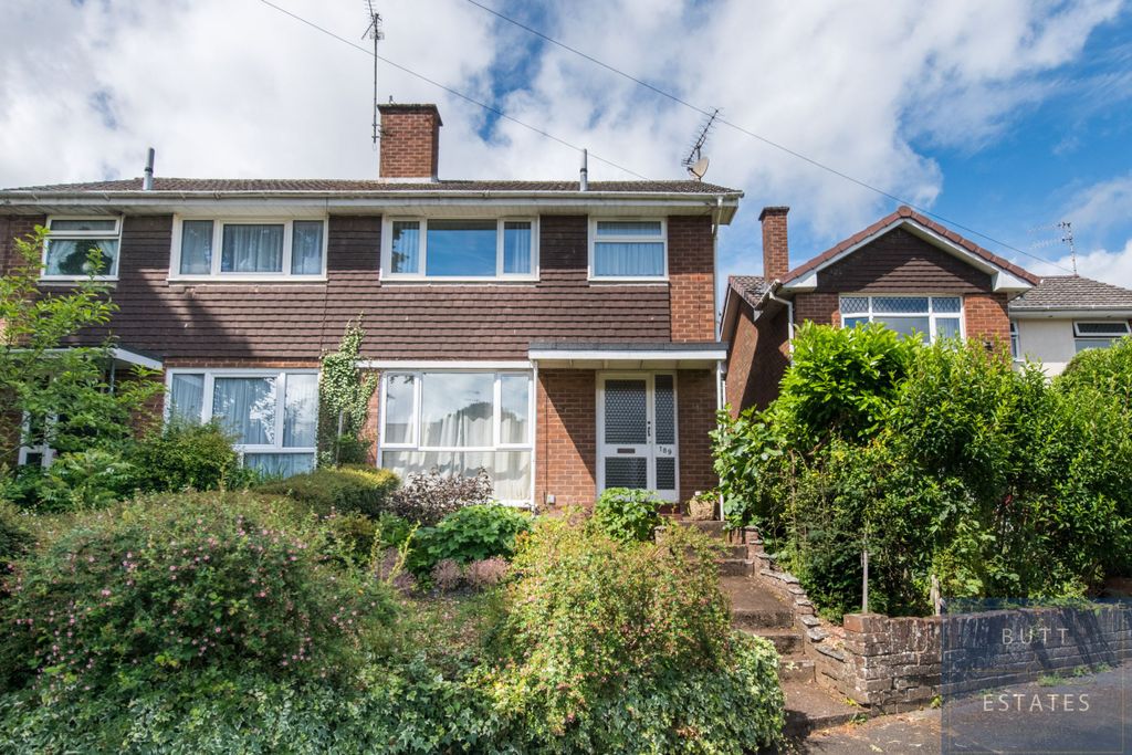 Property photo 1 of 12