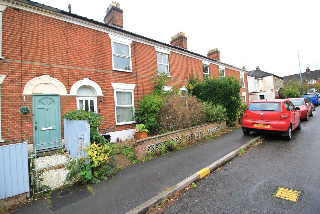 Property photo 1 of 9