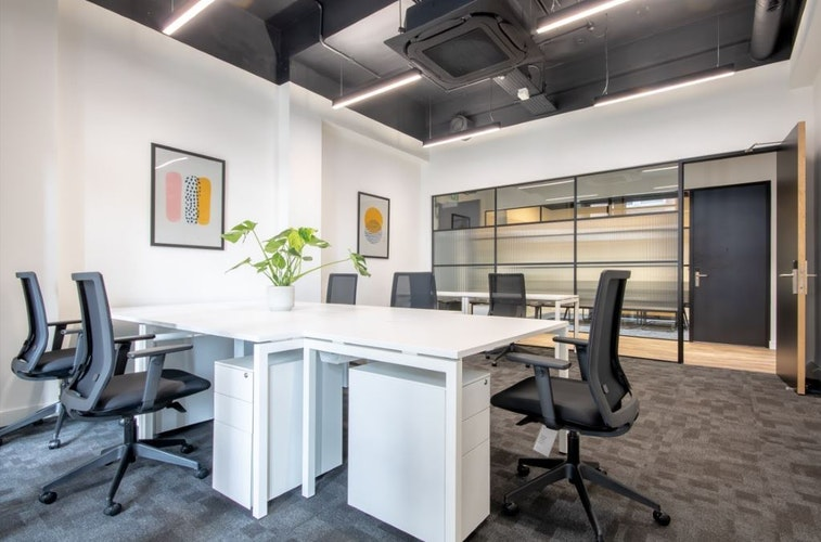 Property photo 3 of 5