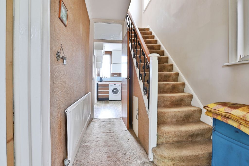 Property photo 2 of 23