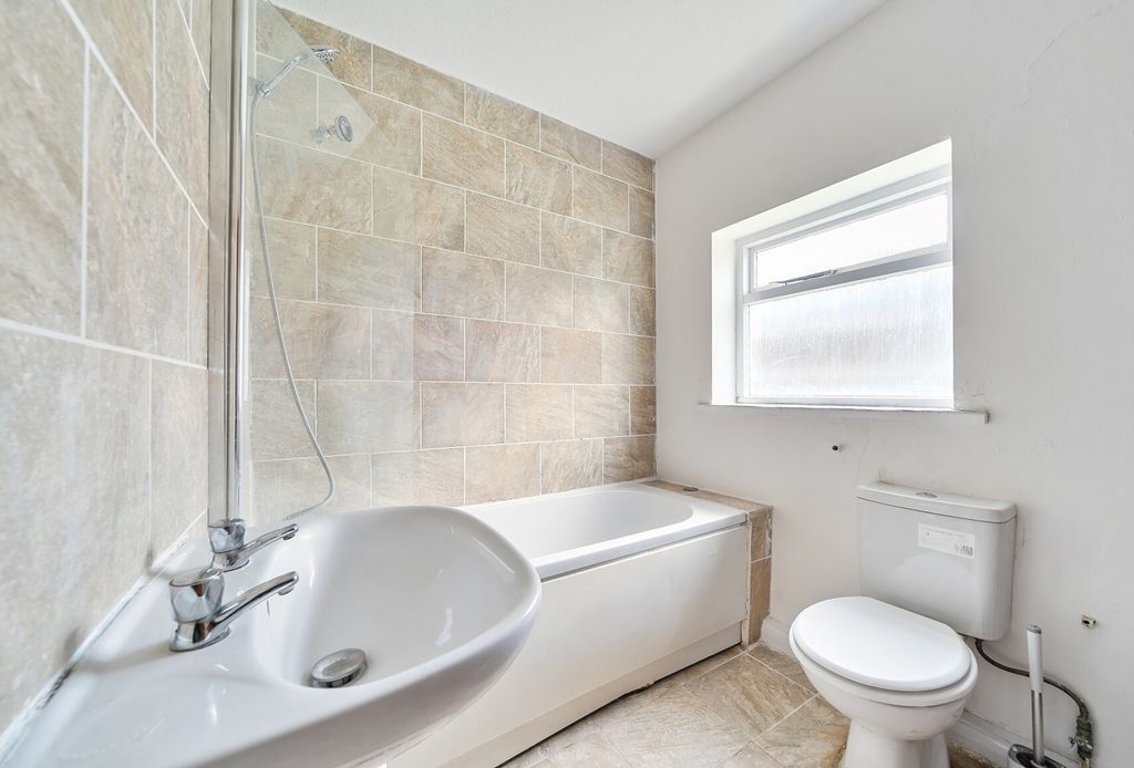 Property photo 1 of 10 1306738-2-684Abdf...