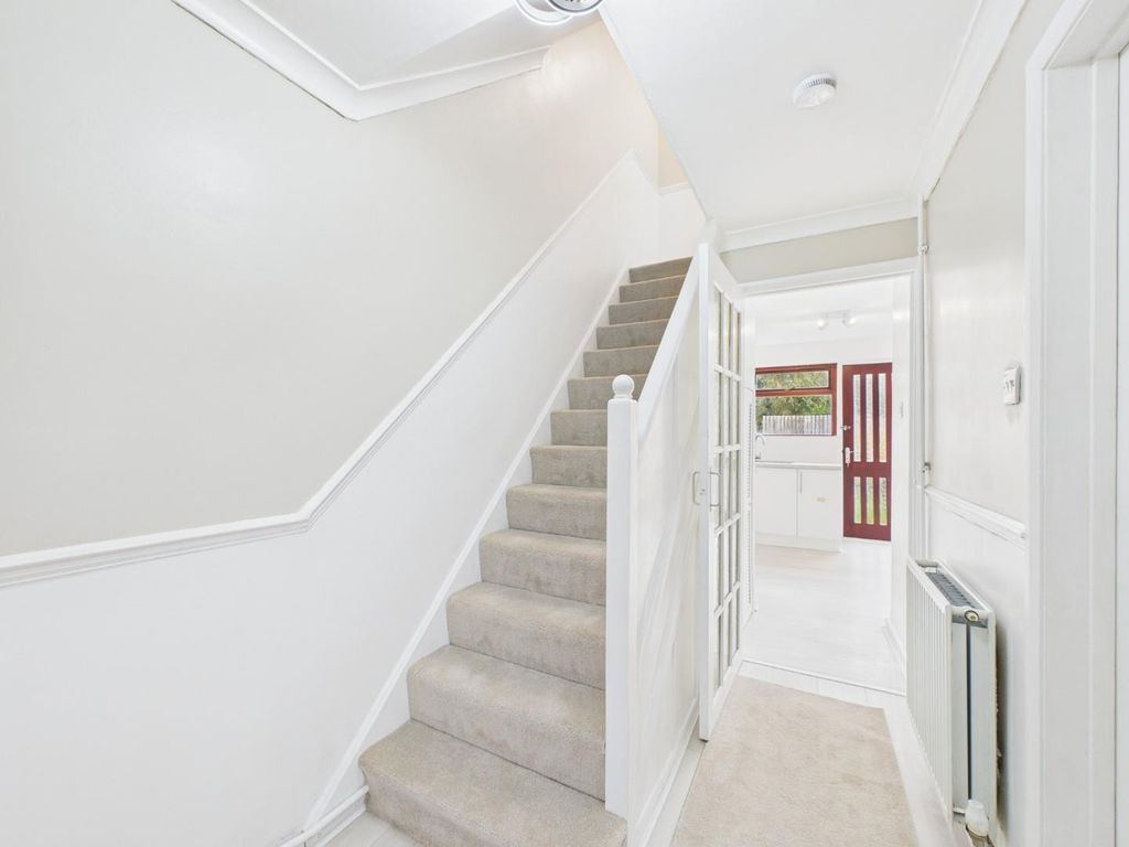 Property photo 2 of 15 Cam01268G0-Pr0409-Still007.Jpg