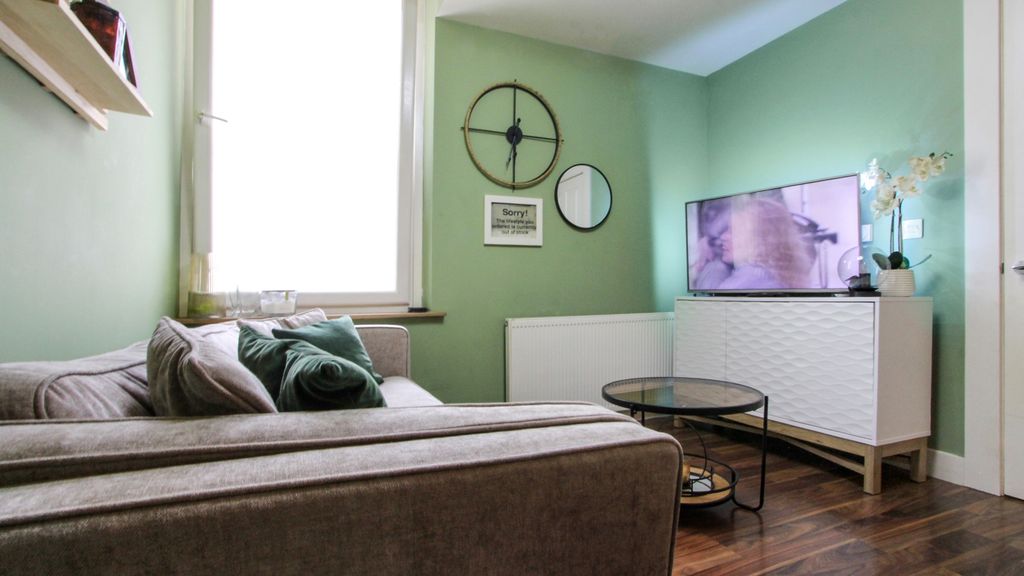 Property photo 3 of 11 Img_6618