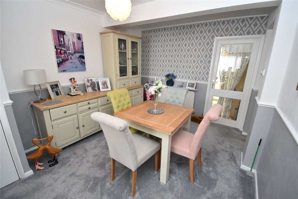 Property photo 3 of 19 Picture No. 03