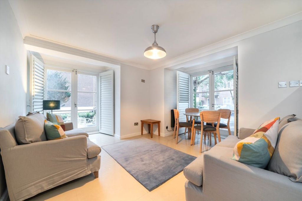 Property photo 2 of 8