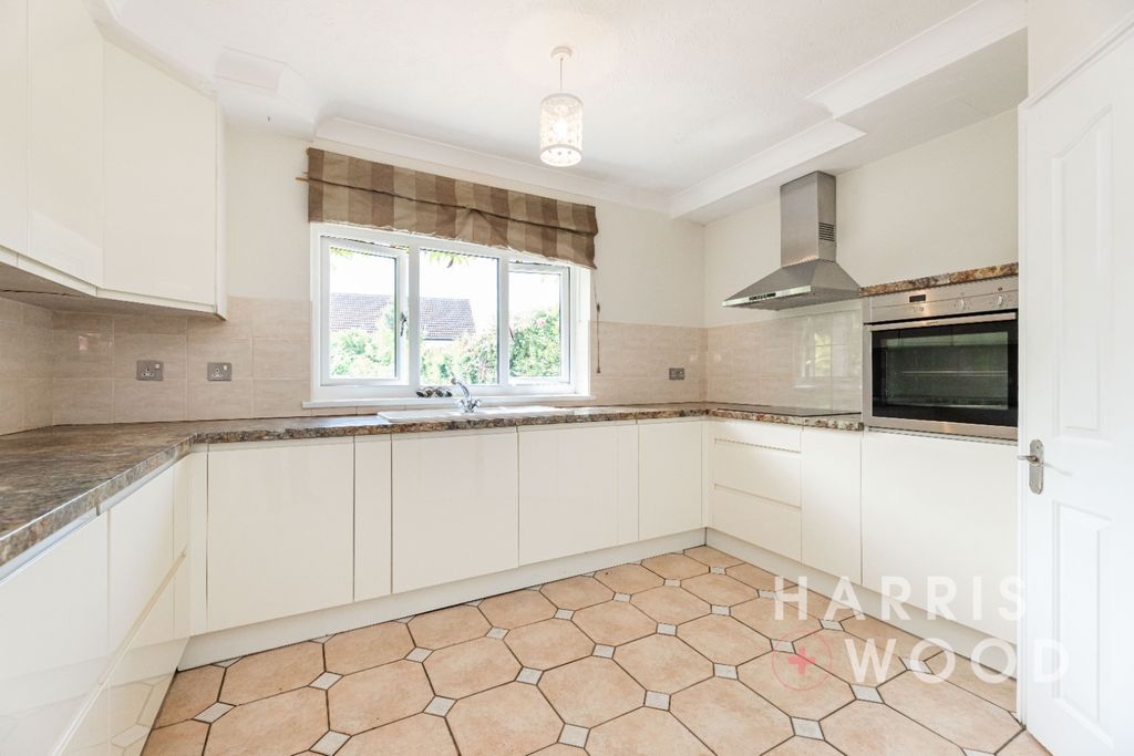 Property photo 3 of 33 4198374