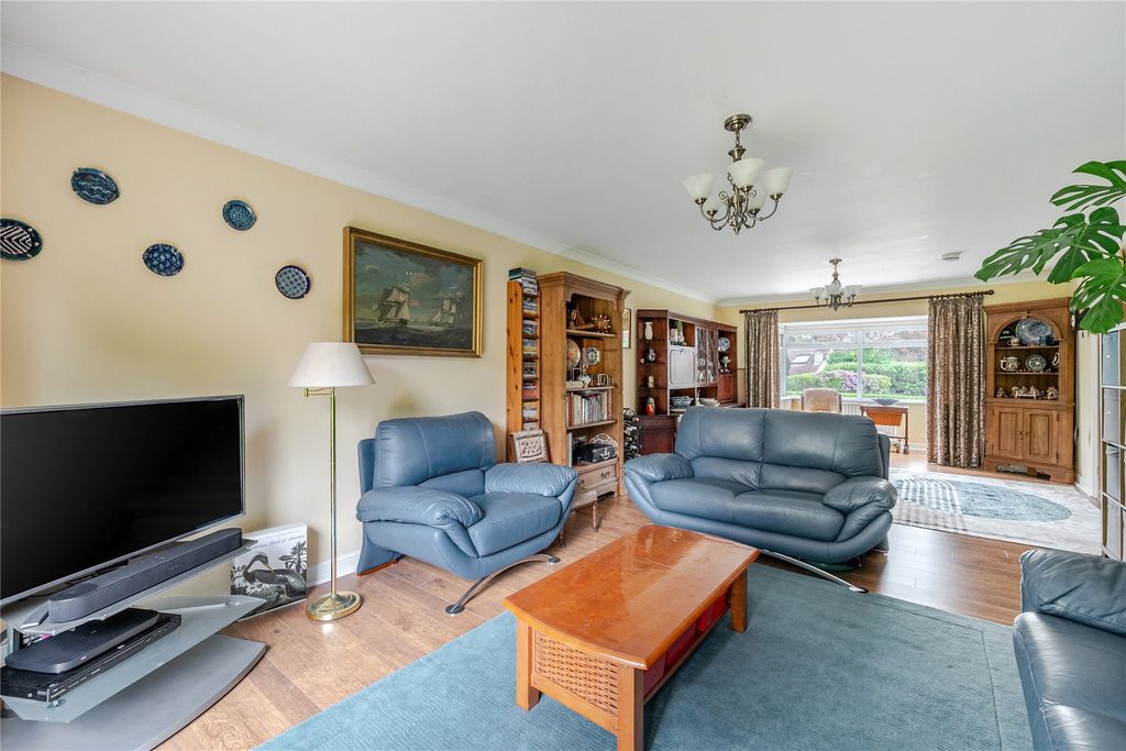 Property photo 3 of 18 Picture No. 04