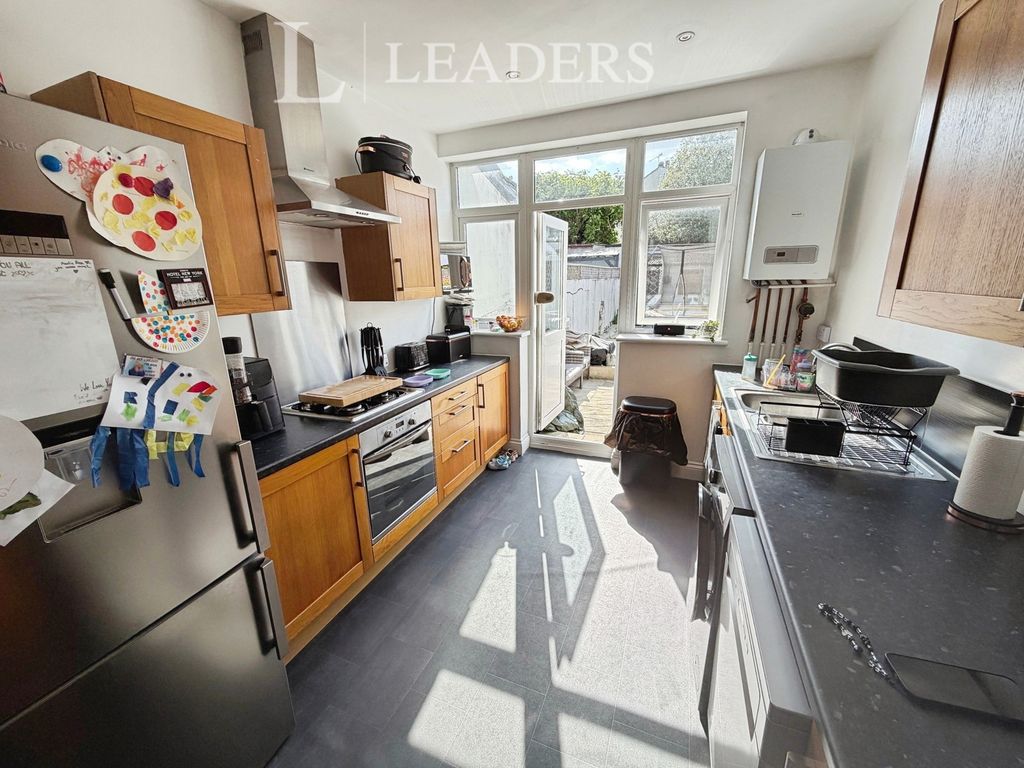 Property photo 3 of 12 Pbox-Img.Jpg