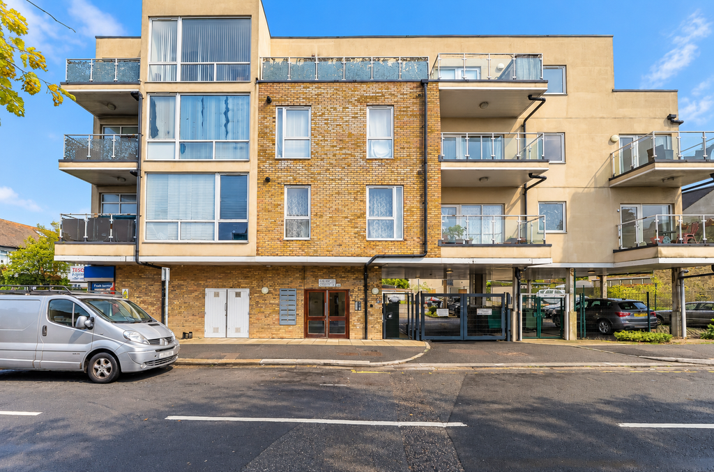 Property photo 1 of 21 External View