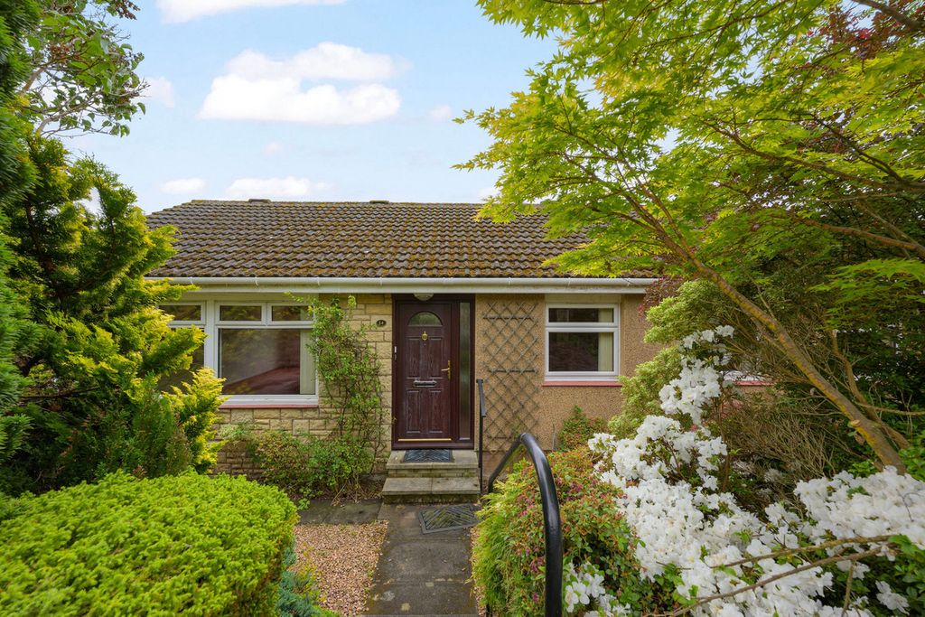 Property photo 1 of 30