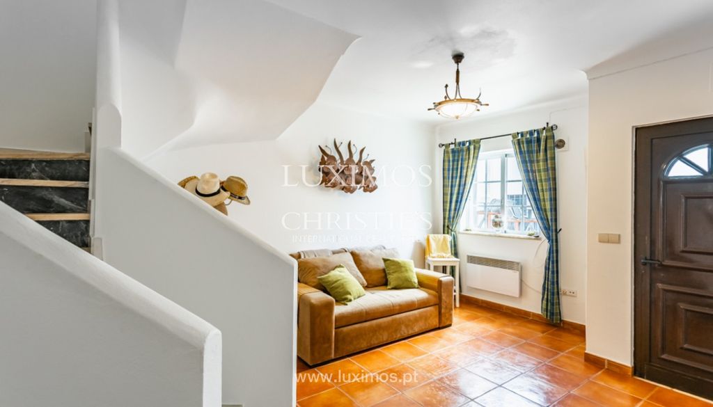 Property photo 2 of 26