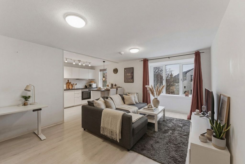 Property photo 3 of 30