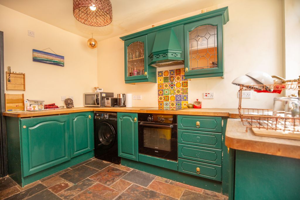 Property photo 3 of 14 Mw26-765