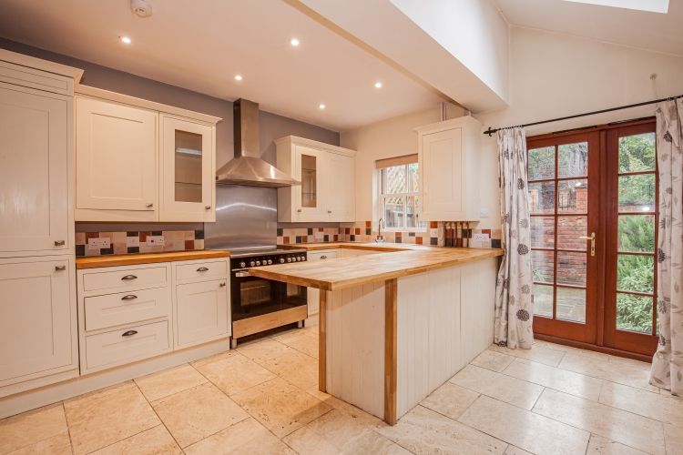 Property photo 2 of 10 138643