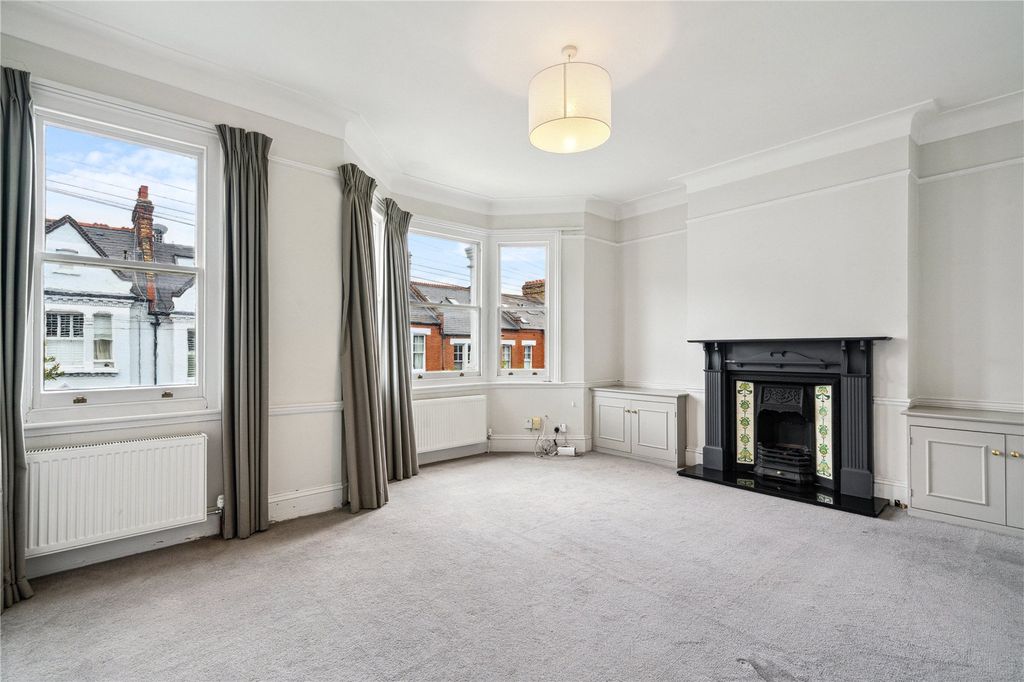 Property photo 2 of 11 Reception Room