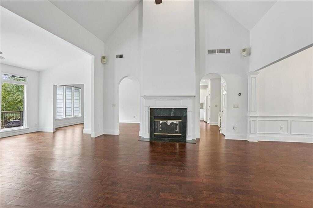 Property photo 3 of 31 <Alttext/>