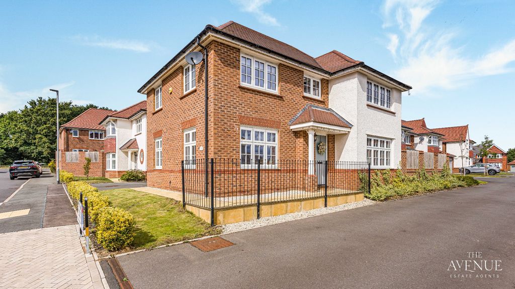 Property photo 3 of 29 4474936