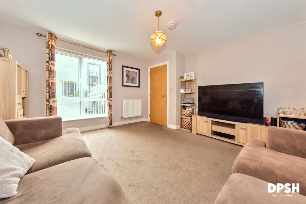 Property photo 3 of 30