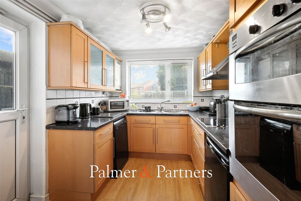 Property photo 2 of 19 Picture No. 07