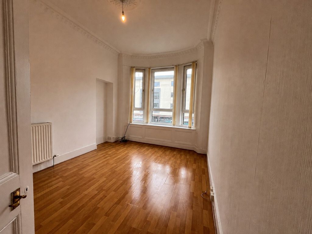Property photo 2 of 6 Lounge