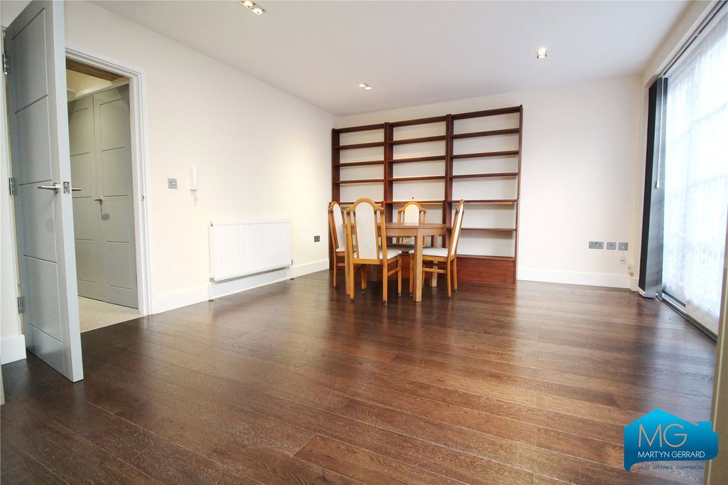 Property photo 3 of 15 Picture No. 36