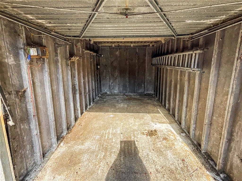 Property photo 3 of 3 Garage
