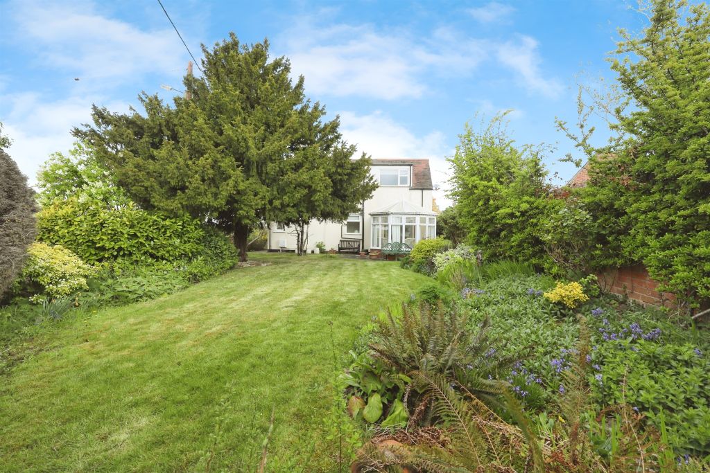Property photo 3 of 19