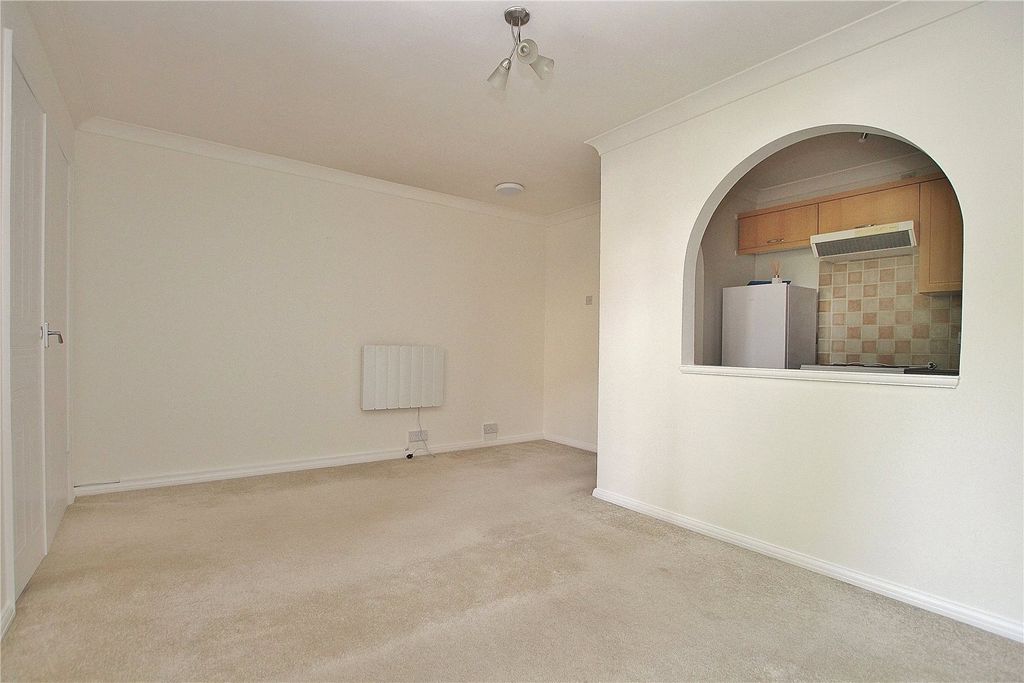 Property photo 3 of 7 Picture No. 16