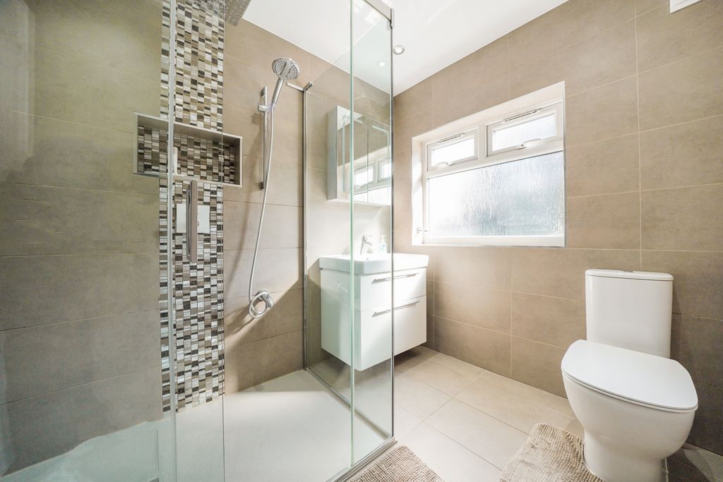 Property photo 1 of 15 Byron Road, Harrow Wealdstone Ha3