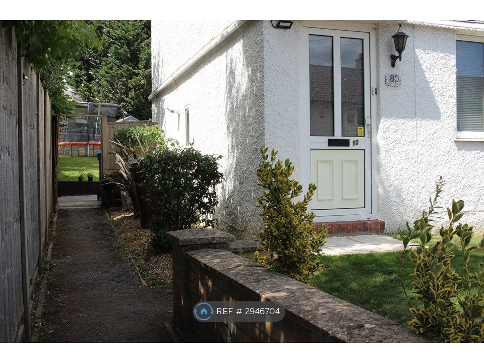 Property photo 1 of 17 Entrance
