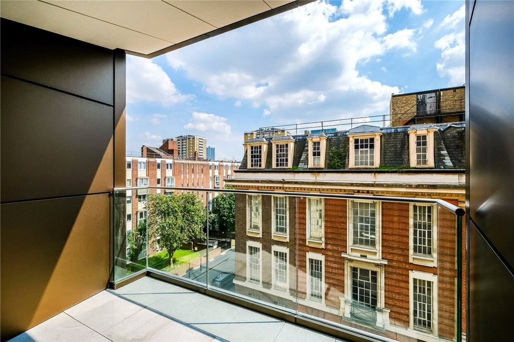 Property photo 3 of 12 Picture No. 07