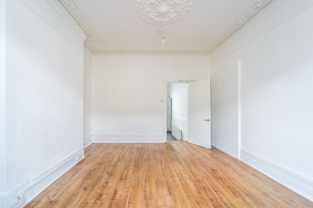 Property photo 2 of 10 Mba06451