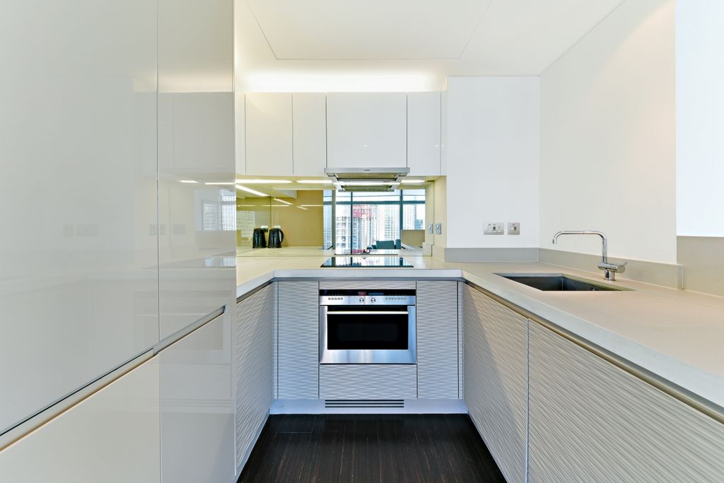 Property photo 2 of 12 East Tower, Pan Peni