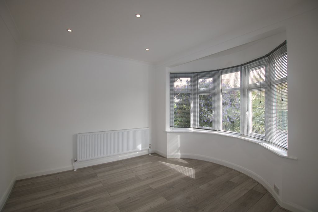 Property photo 1 of 10 5