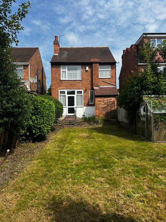 Property photo 2 of 13 07Aa5945-E656-43d8-Af8A-Ef5F0991450A