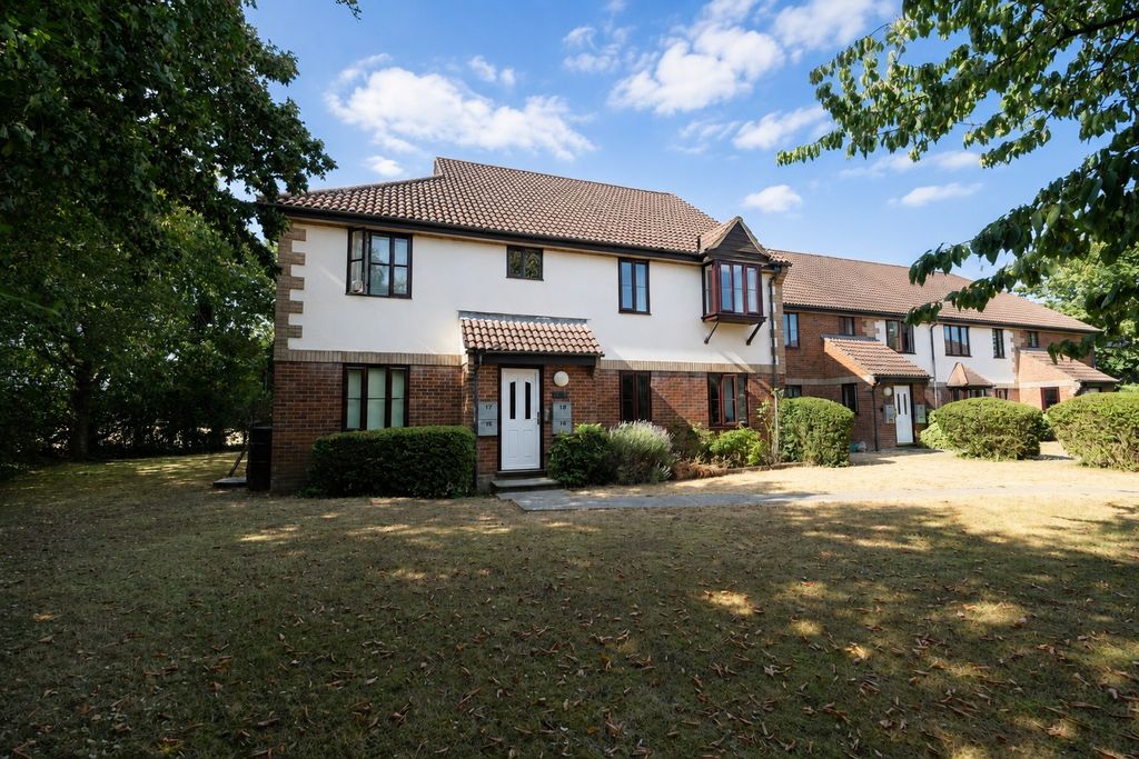 Property photo 2 of 13
