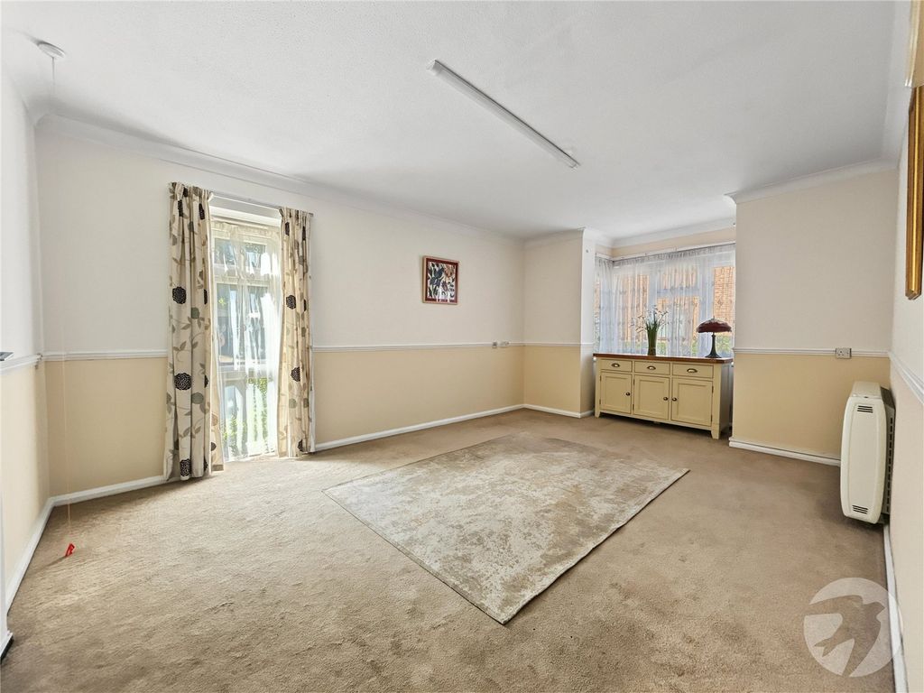 Property photo 3 of 18 Picture No. 48