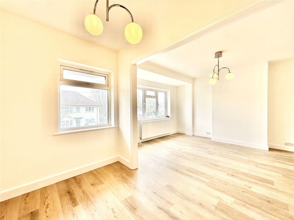 Property photo 1 of 9 Picture No. 04