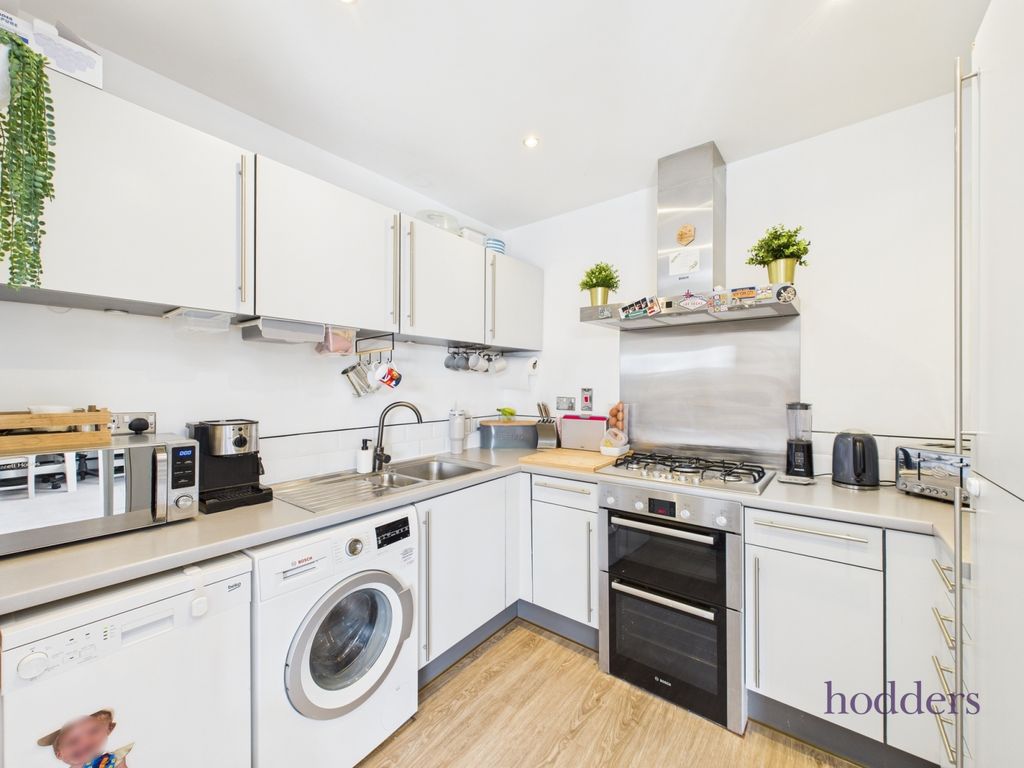 Property photo 3 of 16 Picture No. 20