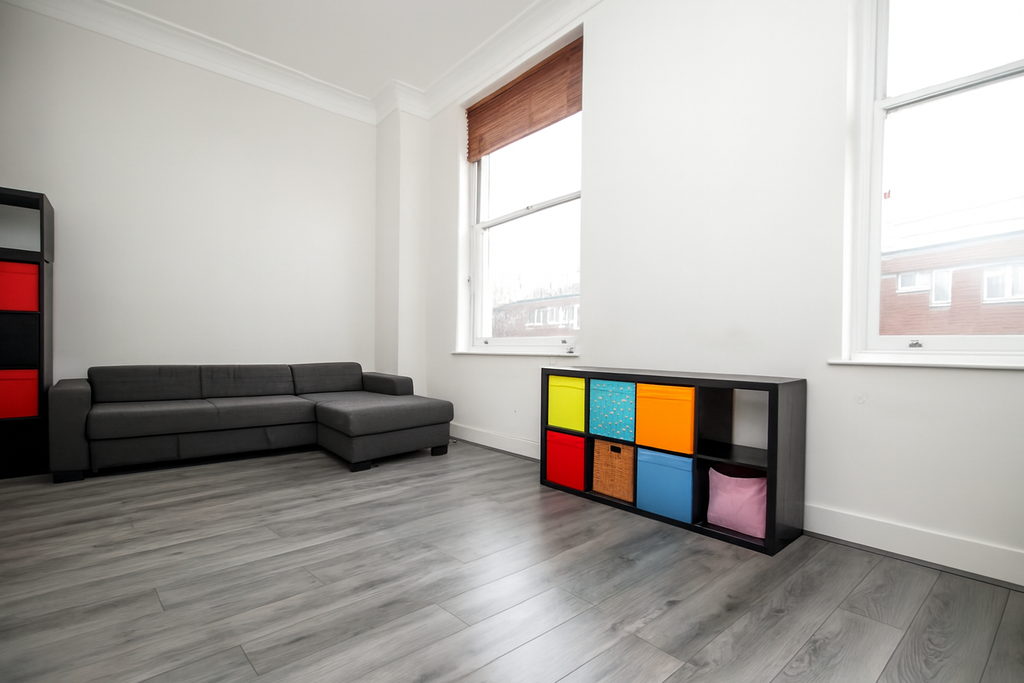 Property photo 1 of 11 Reception