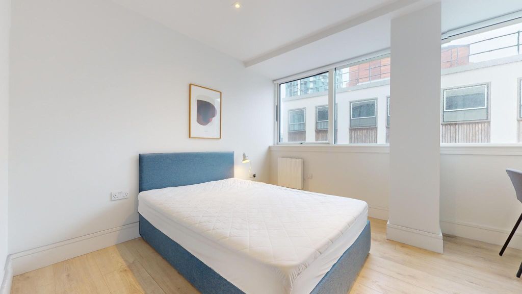 Property photo 3 of 14 Bedroom