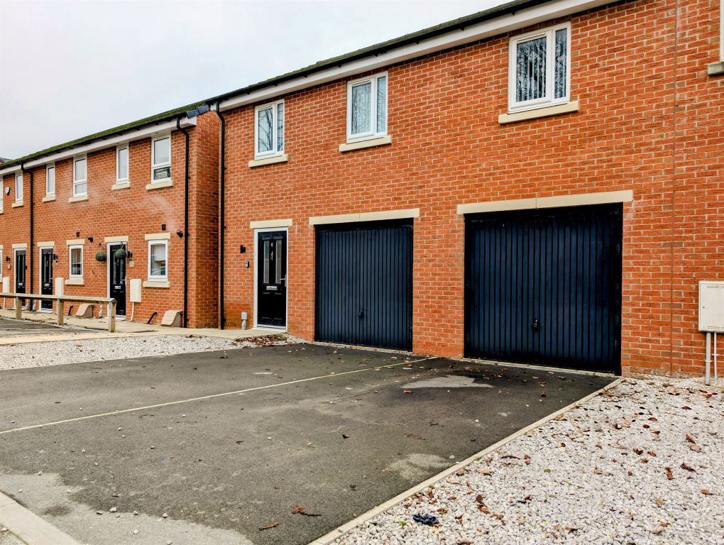 Property photo 2 of 14