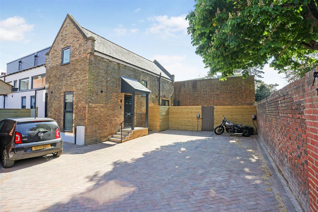 Property photo 1 of 25 1469541018 - Campbell House, High Steet, Kt177.Jpg