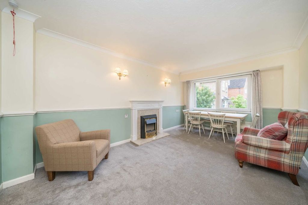 Property photo 2 of 4